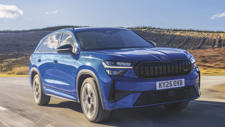 Skoda Kodiaq vRS Review 2025, Price & Specs
